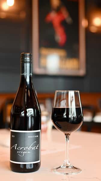 Pinot Noir- Acrobat, Oregon