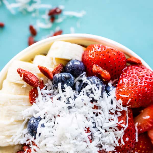 A close up of the Jan's Acai Bowl from Jan's Health Bar.