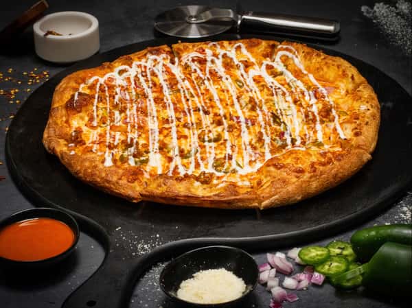 (Buffalo Ranch, Chicken, Jalapeno, Red Onions, Mozzarella Cheese)