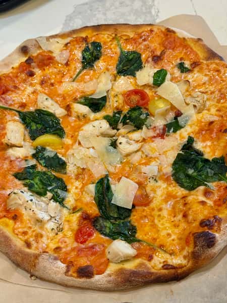 CHICKEN ALLA VODKA PIZZA