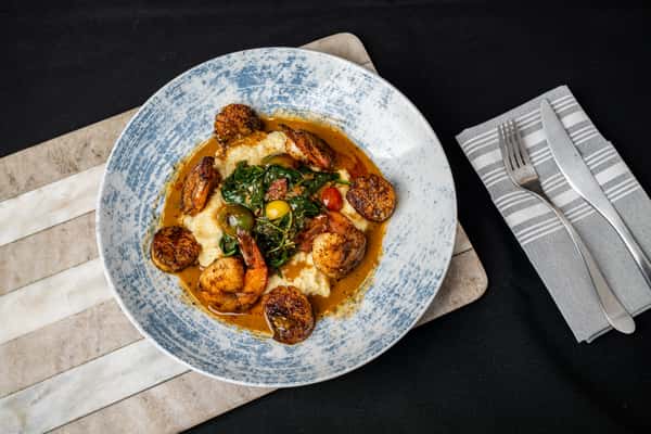 Scallop, Shrimp, and Grits