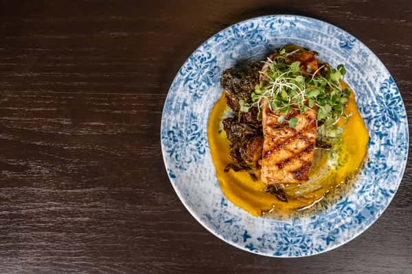 Grilled Salmon Entree