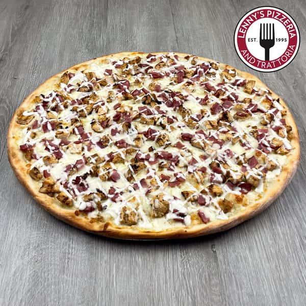 Savor the flavor with our Bacon Ranch Pizza at Lenny's Pizzeria & Trattoria 💫 Each slice is a delicious combo of crispy bacon, creamy ranch, and gooey cheese—a taste that'll make you crave more! 🍕 #pizzalover #lennysbernardsville #pizzeria #foodie 

ORDER ONLINE 😍 : www.lennyspizzanj.com