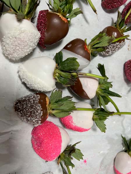 Chocolate Covered Strawberries - Half Dozen