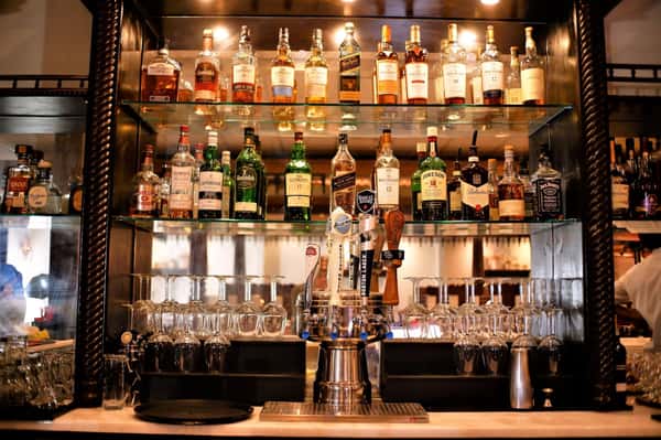 bar