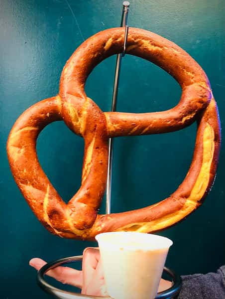 Jumbo Pretzel APP