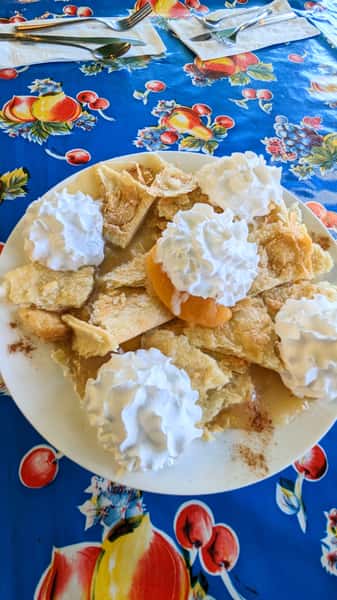 Gloria's Peach Cobbler