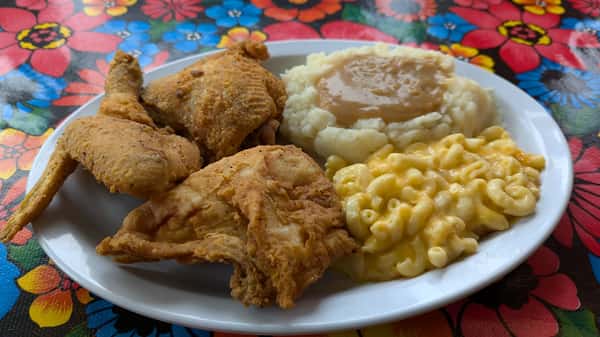Gloria's Southern Fried Chicken Feast