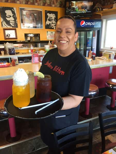 Kassandra and Drinks