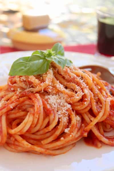 Pasta with Tomato Sauce Tray