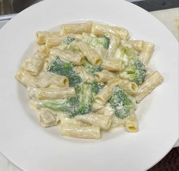 Xp Chicken Broccoli Alfredo