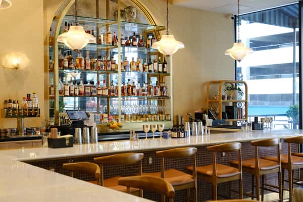 bar
