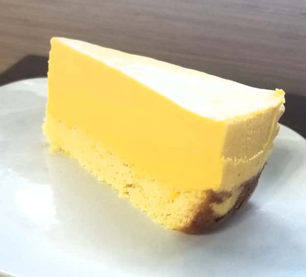 Mango Mousse Cake 