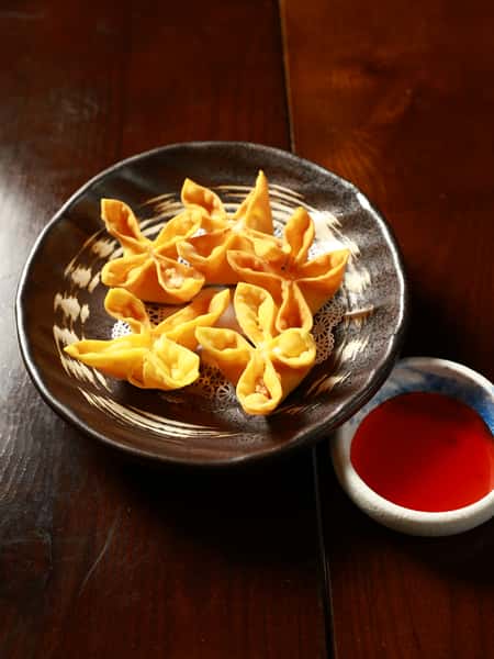 Crab Rangoons Puffs