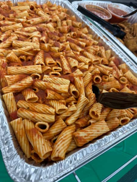 Rigatoni with red sauce