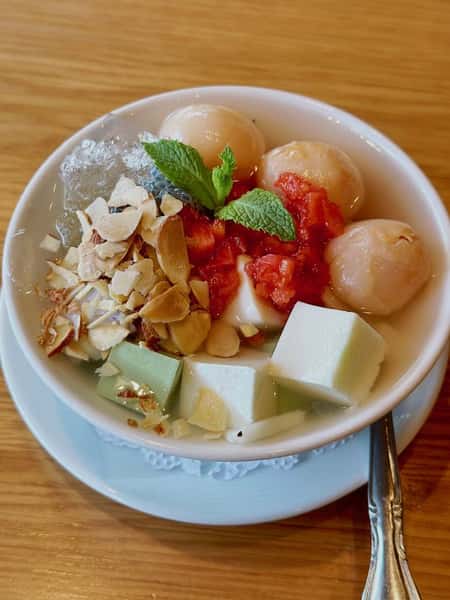CHÈ KHÚC BẠCH