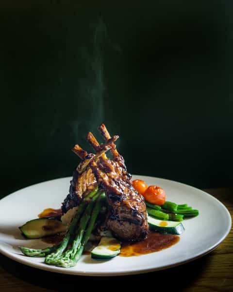 Grilled New Zealand Rack of Lamb – Sườn Trườu Tân Tây Lan