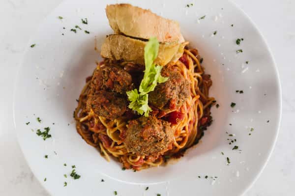 CLASSIC SPAGHETTI OR GAVATAPPI PASTA