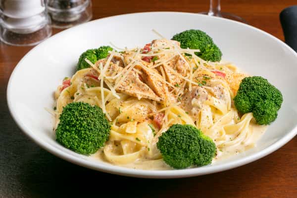 blackened chicken alfredo