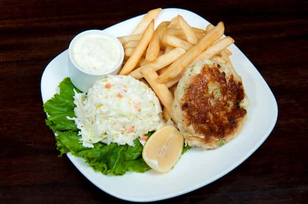 Maryland-Style Crab Cake* | Lunch