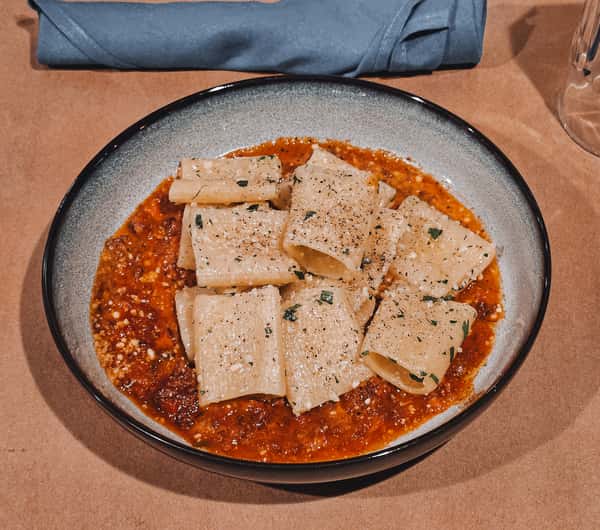 "Paccheri" Rigatoni Bolognese