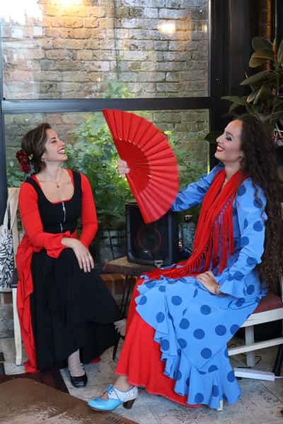 La Lluna Spanish Performances