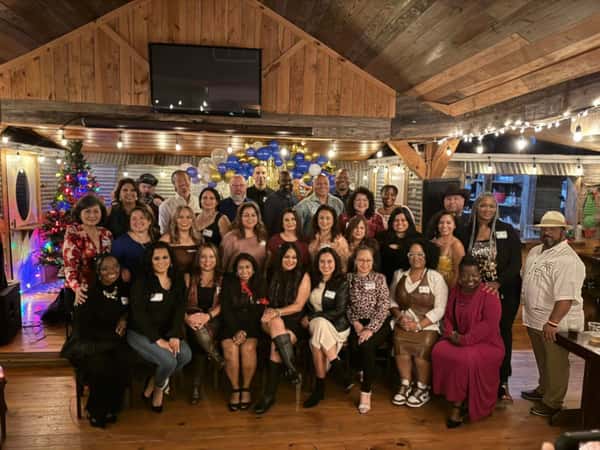 High school reunion Saloon