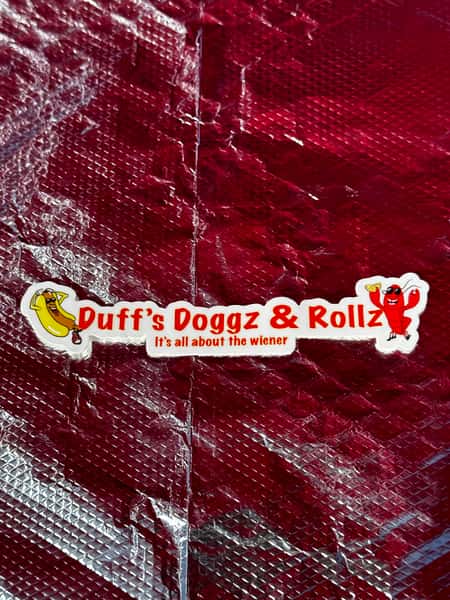 Duffs Doggz Slogan sticker 
