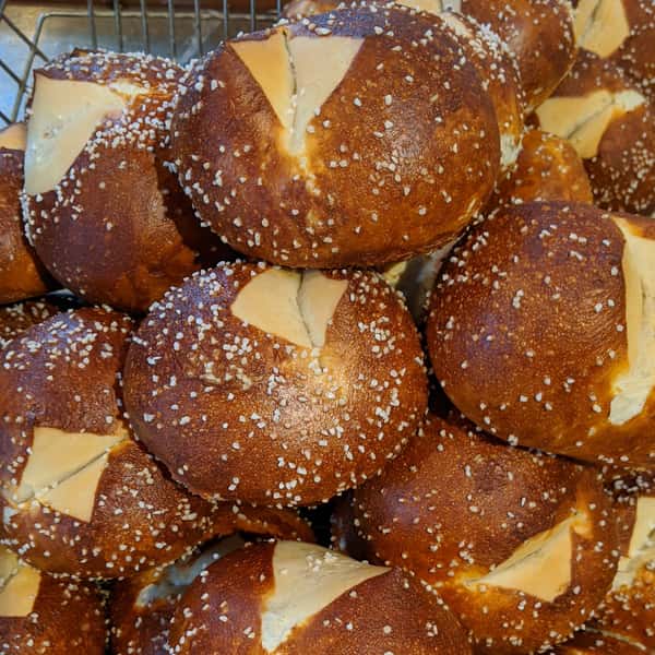 Pretzel Rolls