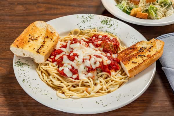Spaghetti And Meatball Dinner