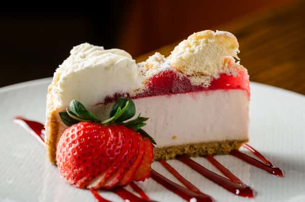 Raspberry Donut Cheescake