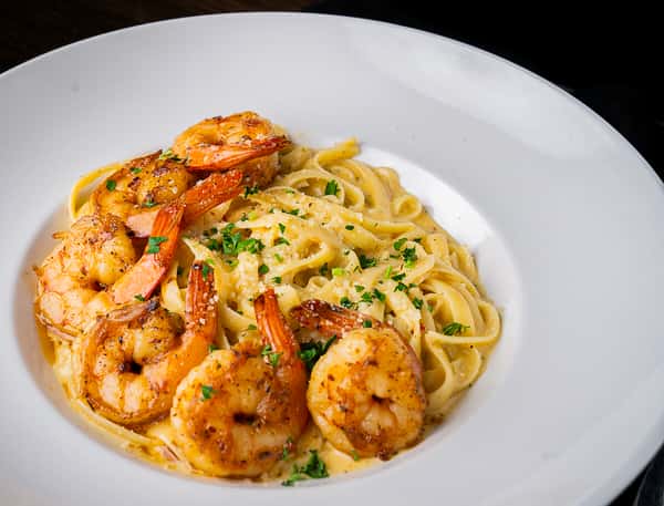 Creamy Shrimp Scampi Pasta*