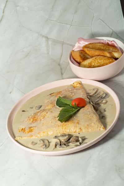 Mushroom & Chicken Crepe