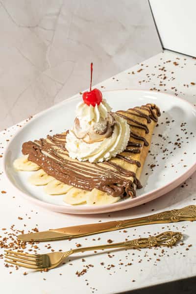 Fantasy Banana Crepe
