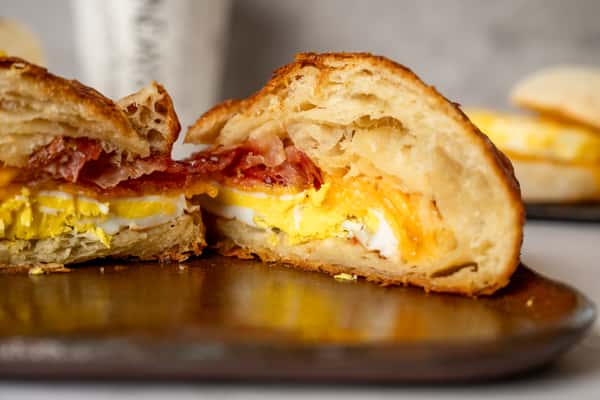 breakfast sandwich