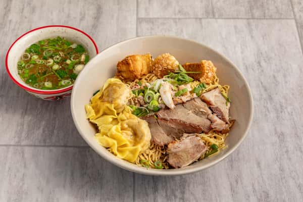 Ba Mee Tuk Tuk