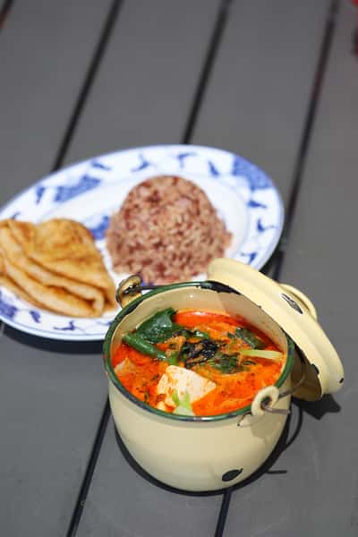 Vegan Cali Jackfruit Curry