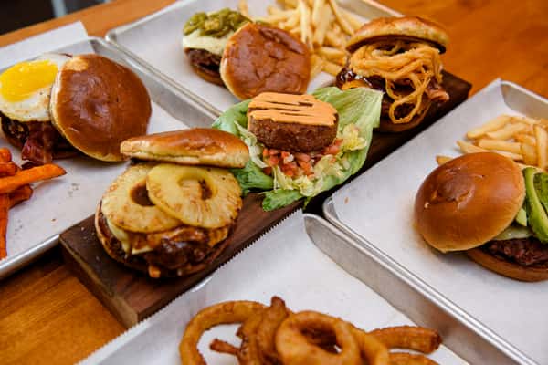 urburger057