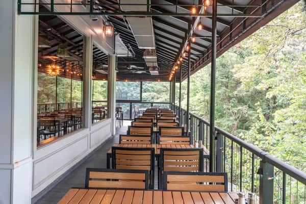 Exterior Dining