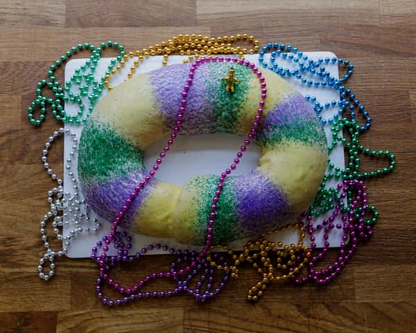 Mardi Gras King Cake Full