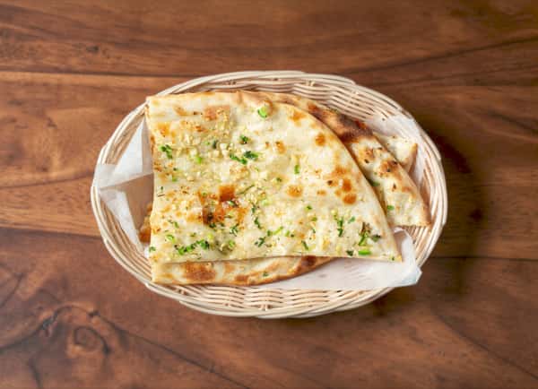 Garlic Green Chilli Naan