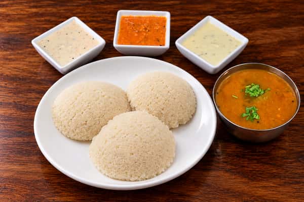 Plain Idli