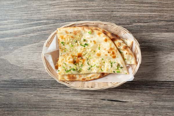 Garlic Green Chilli Naan