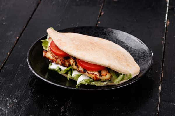 Halloumi pitta
