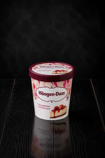 Haagen-Dazs: Strawberry Cheesecake