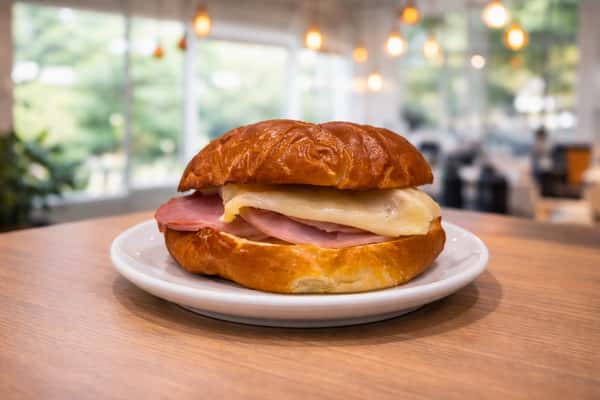 Ham & Cheese Croissant