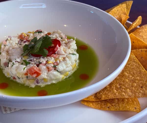 crab & hominy dip