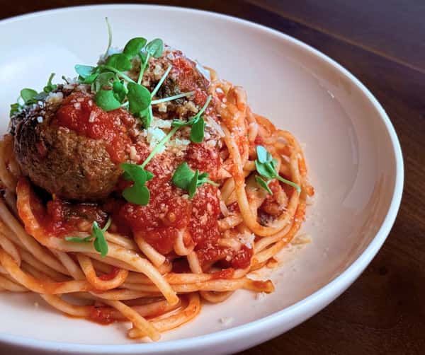 bucatini & meatballs