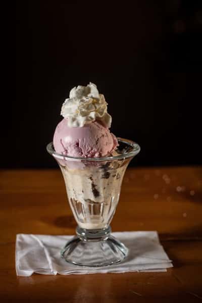 Gallery Johns Pizza Works & The Outlaw Saloon Restaurant & Sports