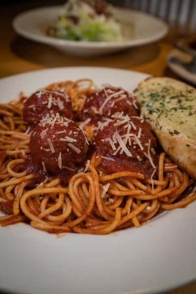 Spaghetti with Meatballs and Homemade Marinara Sauce